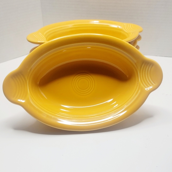 Fiesta 13 oz Oval Casserole individual Dish Daffodil Yellow Handles - Picture 2 of 7